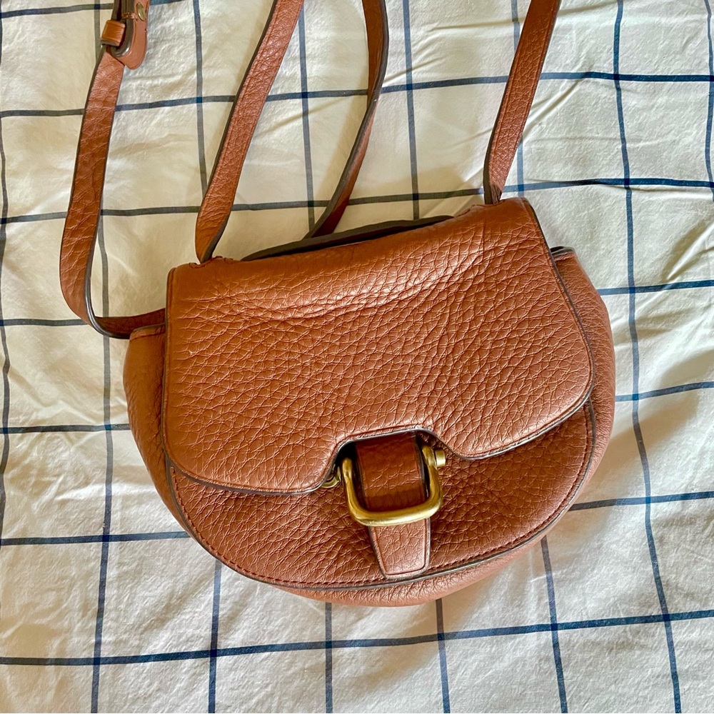 Saddle Purse